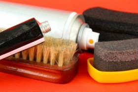 stuff for cleaning leather