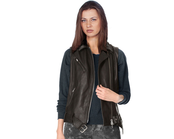 Women’s Leather Vest – A Chic and Versatile Accessory